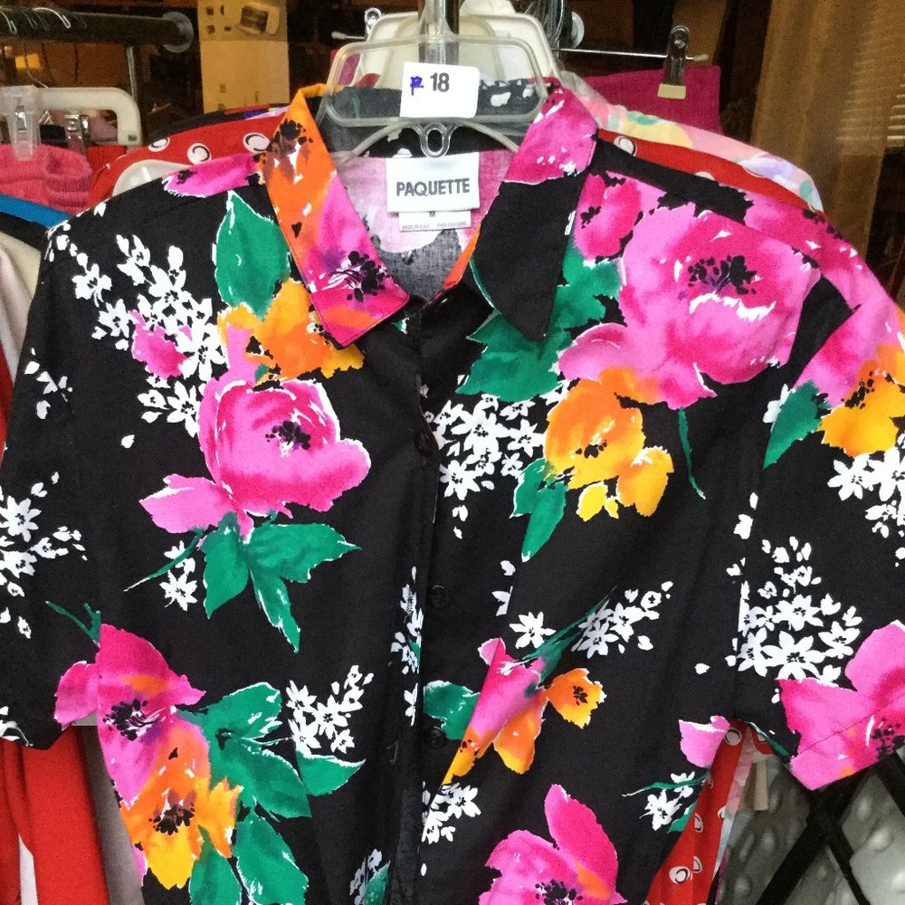 Paquette Two Piece Set - Blouse and Skirt - Size M - Floral Print